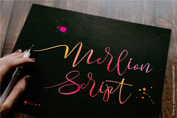 Merlion: A Contemporary Script Font for Editorial Design